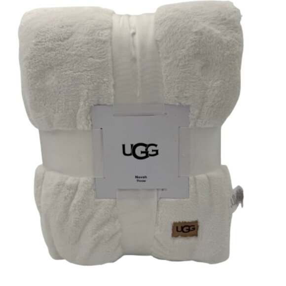 New UGG White Novah Throw 50" x 70" - Picture 1 of 6
